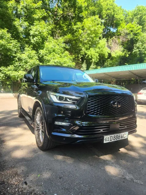 Infiniti QX80 2019 своя, чистая.