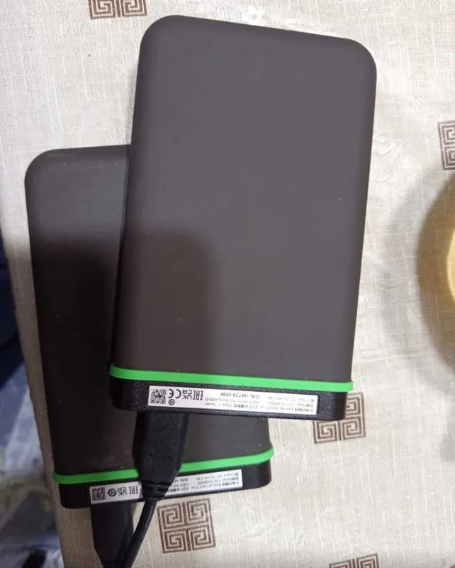 Внешний HDD диск 1000 гб