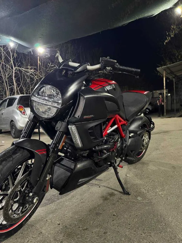 Ducati Diavel Carbon — фото 5