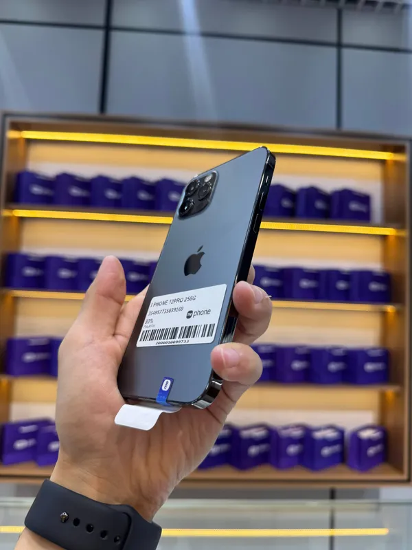 iPhone 12 PRO 3 iPhone 12 PRO 3