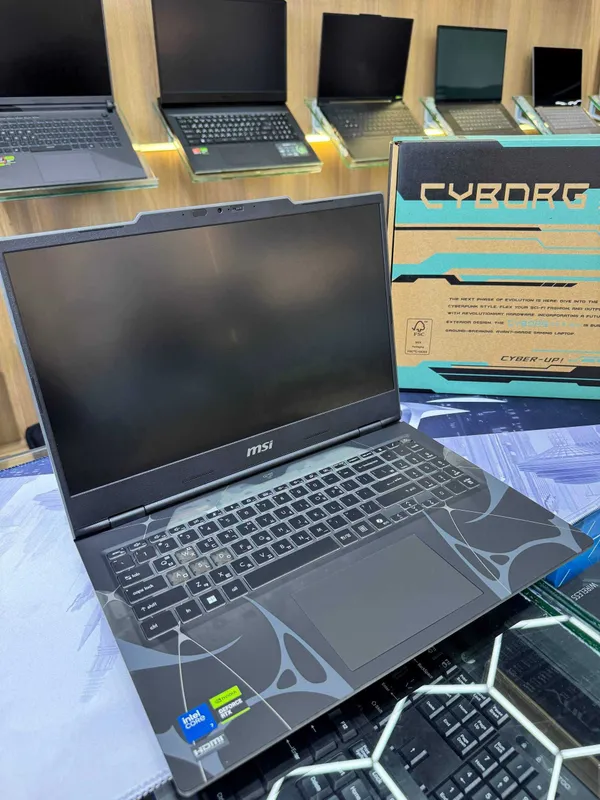 Noutbuk MSI Cyborg 15 Intel Core 7 240H RTX 5060 8/512GB SSD 15.6" IPS — фото 2