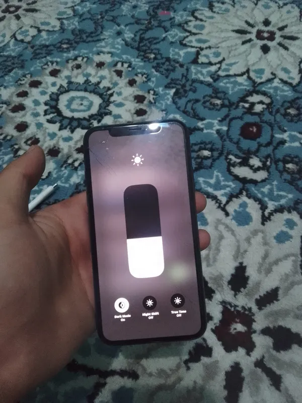 iphone X radnoy xamma joyi kelwtrb berama srojna — фото 3