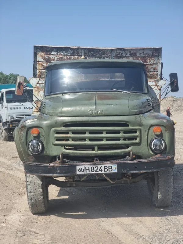 Zil 130 sotiladi 2 Zil 130 sotiladi 2