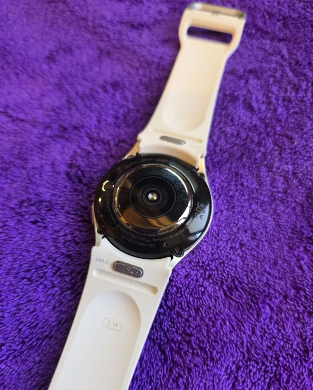 Samsung Galaxy watch 5 40mm 2 Samsung Galaxy watch 5 40mm 2