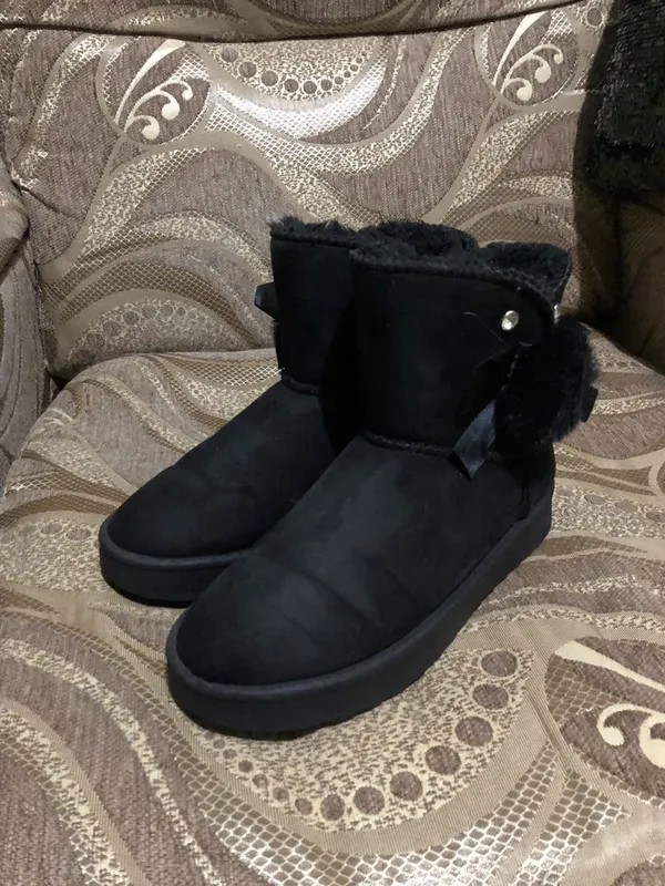 Uggilar sotiladi. 3 Uggilar sotiladi. 3