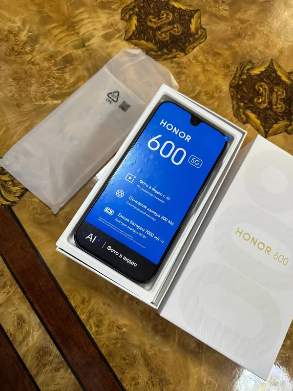 Honor 600 5G 8/256 новый