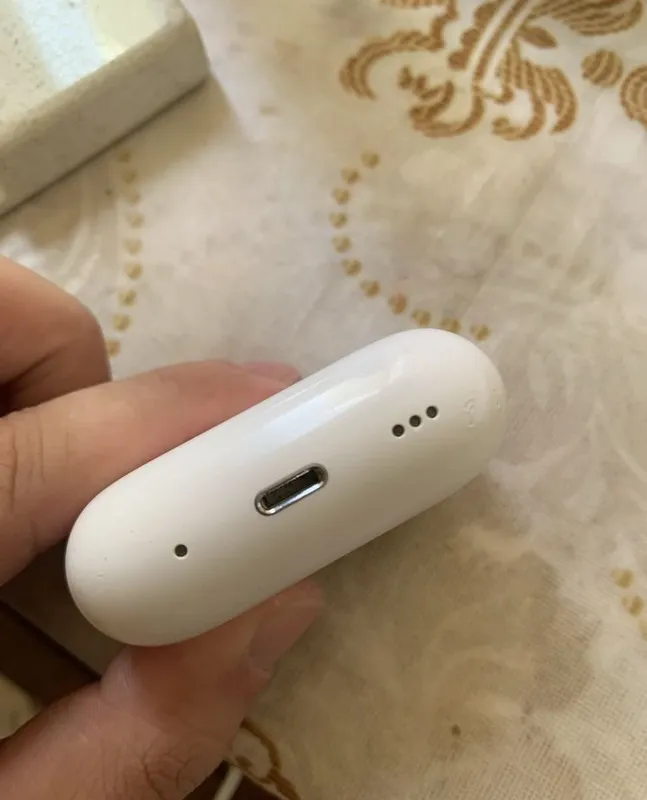 Airpods pro 2 lighting original 6 Airpods pro 2 lighting original 6