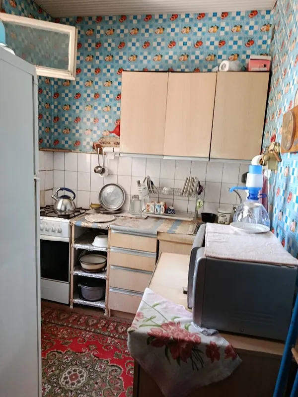 Продаеться 2 ком. 2 этаж дом рабад мечеть 2 Продаеться 2 ком. 2 этаж дом рабад мечеть 2