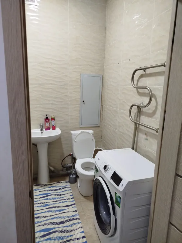Срочно продаётся 2х комнатная квартира — фото 6