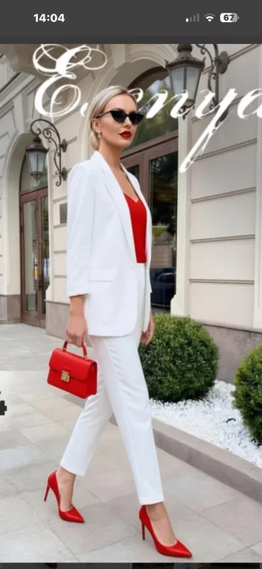 Белый брючный костюм GIZIA