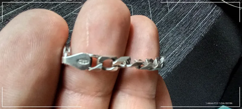 продам цепочку из серебра производства Италия в