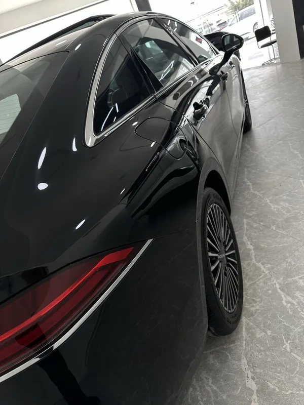 Roewe m7 gibrit 2.050 km — фото 5