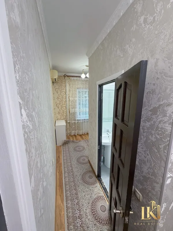 2-х комнатная квартира 3/4 в Авиасозлар-2, 78 м², с ремонтом, французская планировка — фото 8