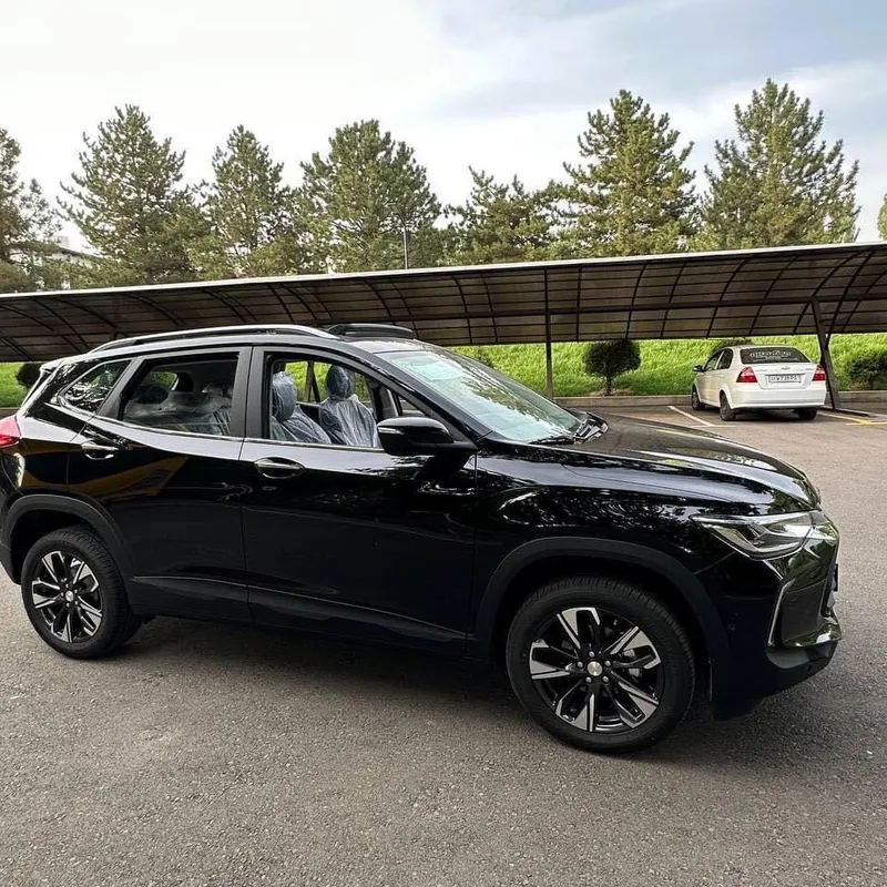 Chevrolet Tracker Premier Turbo 2023 2 Chevrolet Tracker Premier Turbo 2023 2