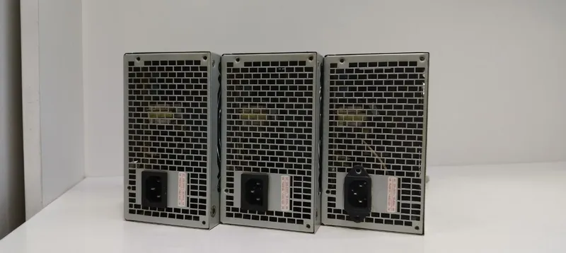 Blok pitaniya Huntkey 400w holati yaxshi — фото 1