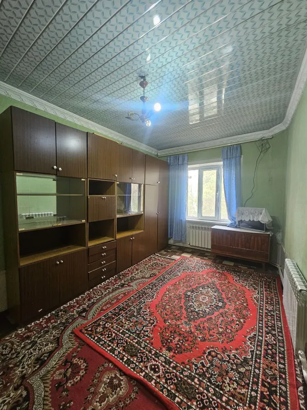 1ХОНАЛИ квартира ижарага берилади Урология йонида