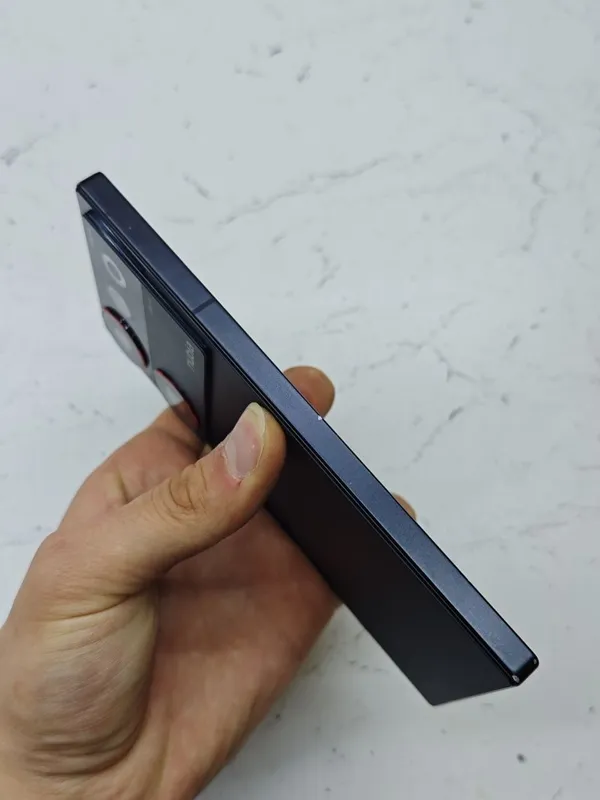 ZTE Nubia Z50 Ultra Sotlad 3 ZTE Nubia Z50 Ultra Sotlad 3