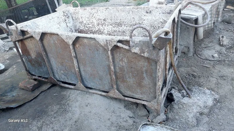 Бадя карита сотилади.Холати яхши .Ёмкость 2 Бадя карита сотилади.Холати яхши .Ёмкость 2