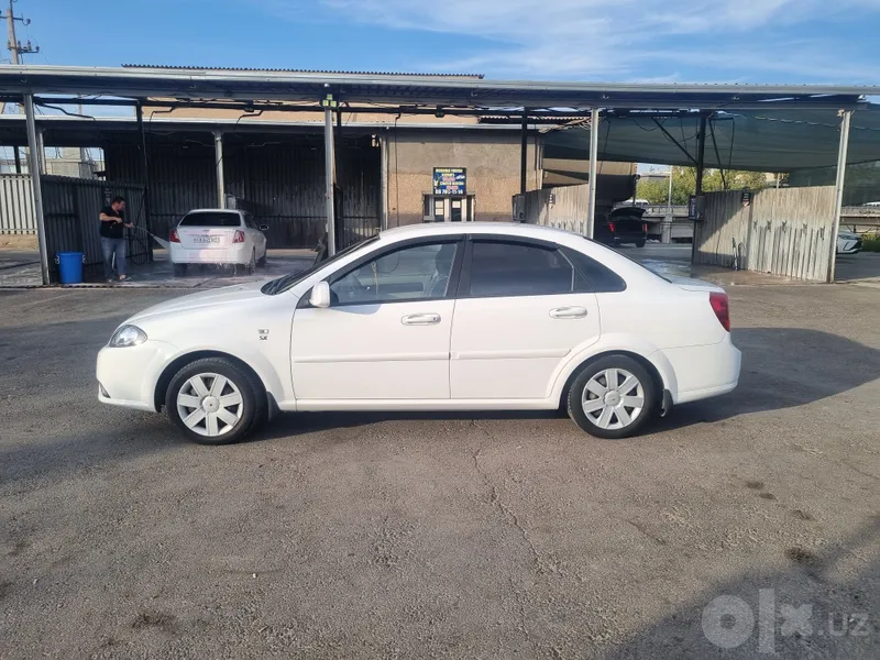 Автомашина Ласетти 4 Автомашина Ласетти 4