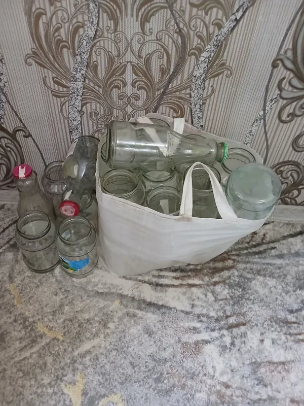 1 litrlik bankalar sotiladi