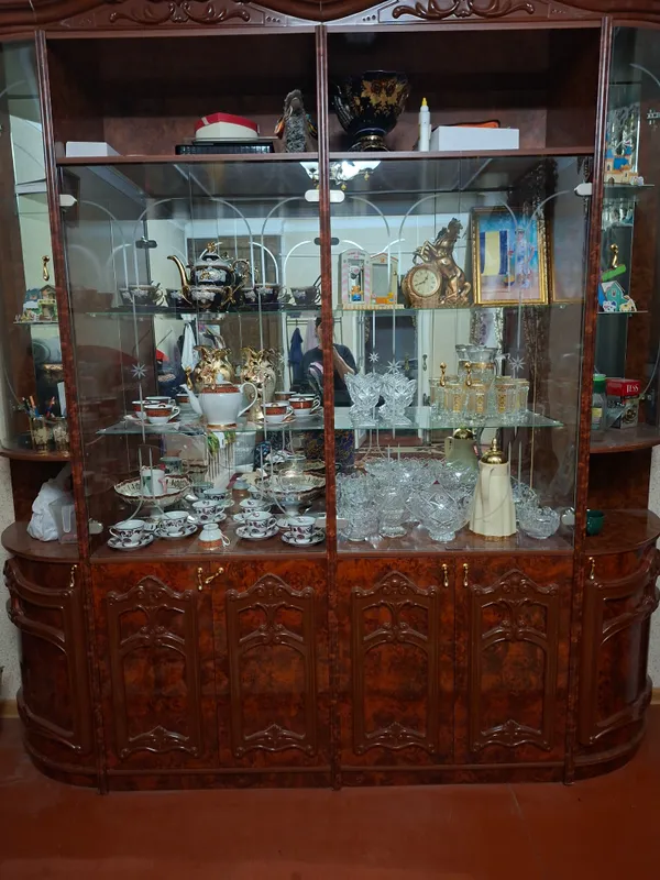 Продаётся стенка 1