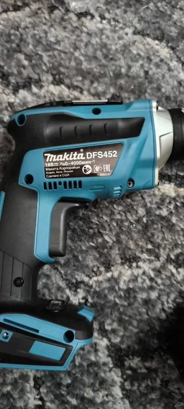 Makita DFS 452 в новом состоянии 2