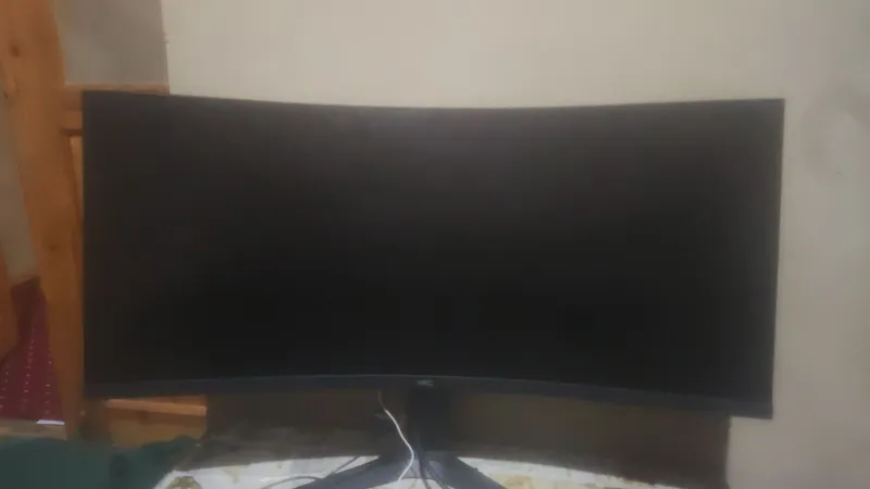 Olinganiga 3oy buldi pul srochna zalir