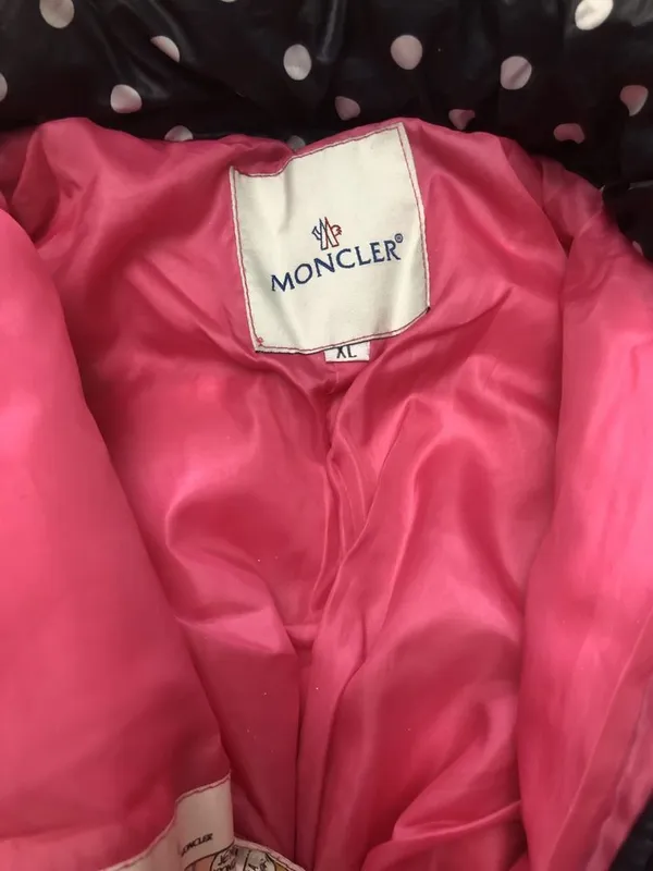 Продам комбинезон-пуховик Moncler — фото 3