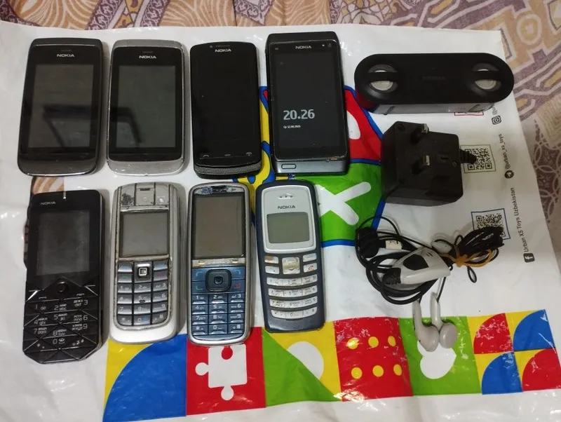Turli Nokia telefonlari Turli Nokia telefonlari