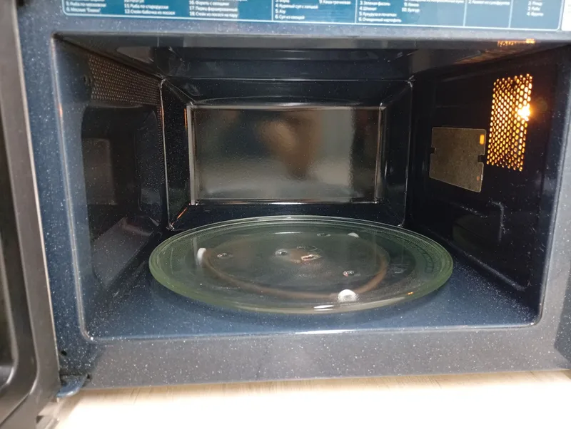 SAMSUNG ME83KRS mikroto‘lqinli pechi sotiladi, 23 l 3 SAMSUNG ME83KRS mikroto‘lqinli pechi sotiladi, 23 l 3
