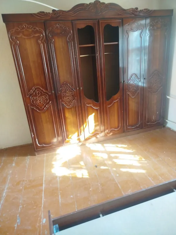 Продаётся спальный гарнитур 1