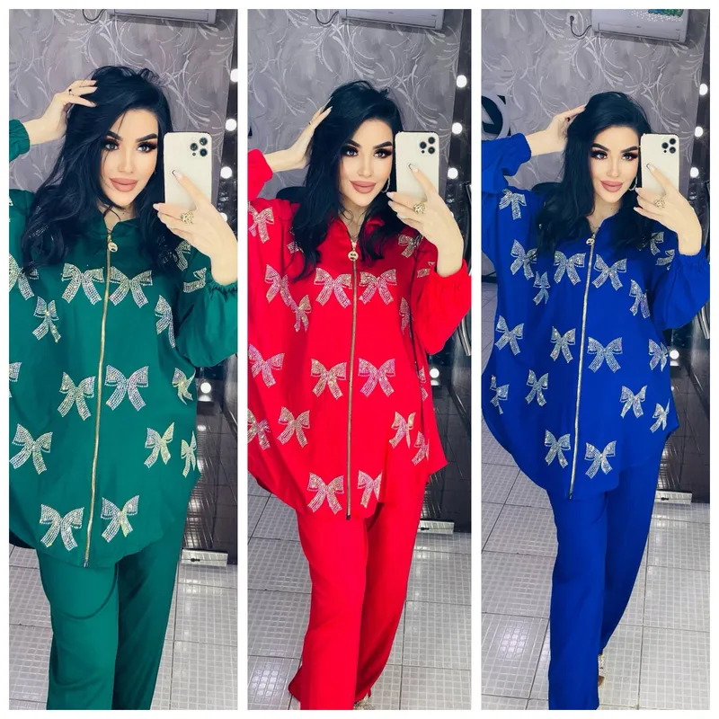 ortadagi qiz rangli koylak sotiladi