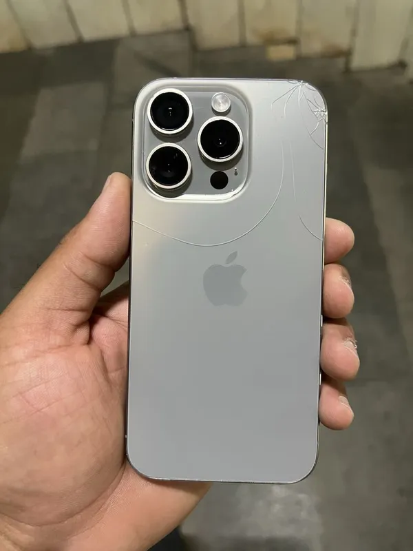 Iphone 15 pro 128GB natural