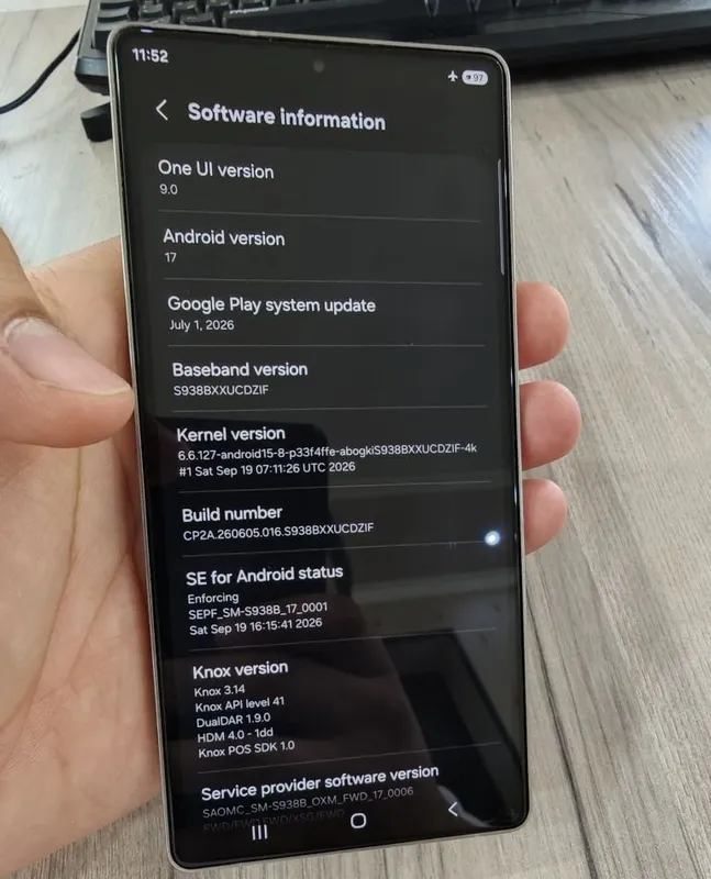 Samsung Galaxy S25 Ultra 256 GB 8 Samsung Galaxy S25 Ultra 256 GB 8