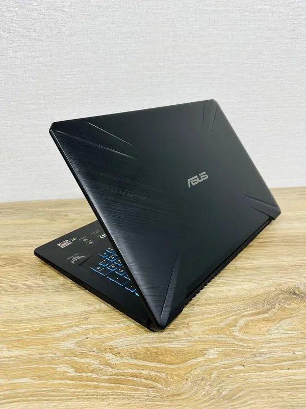 ASUS TUF GAMING Ryzen 7/16/512/GTX1650/17,3 Дисплей Идеал состояние 6 ASUS TUF GAMING Ryzen 7/16/512/GTX1650/17,3 Дисплей Идеал состояние 6