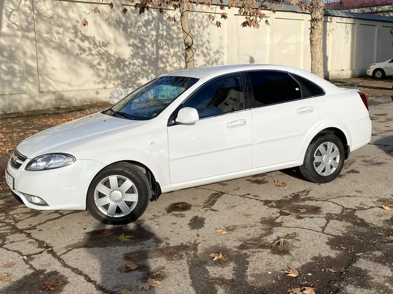 Gentra Lacetti SOTILADI SROCHNA 2020 — фото 1