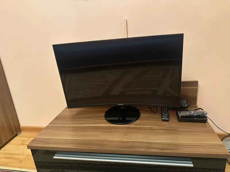 Продается телевизор Samsung 1