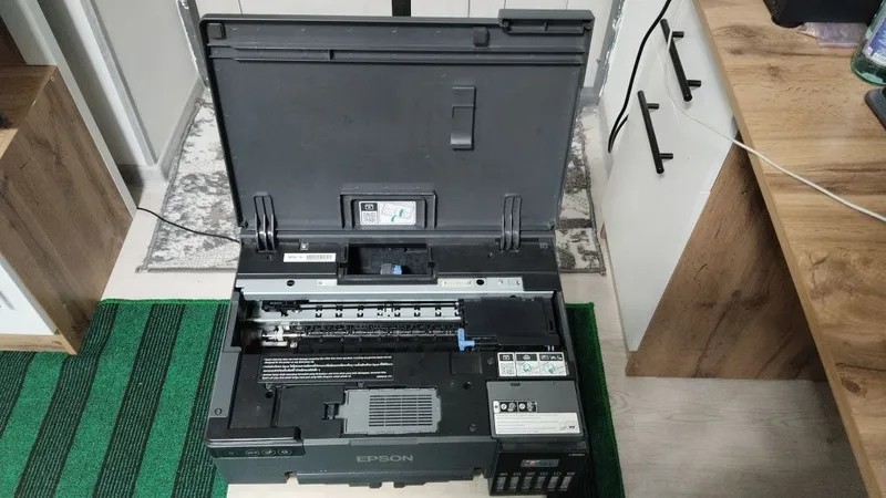 Epson L 8050 yangi