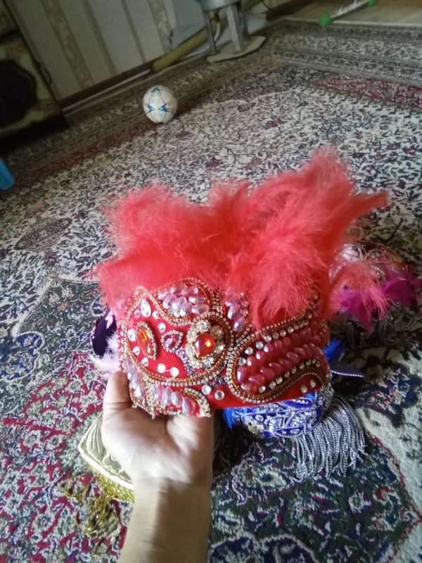 qalpoqlar kuylaklar kelinlar uchun 6