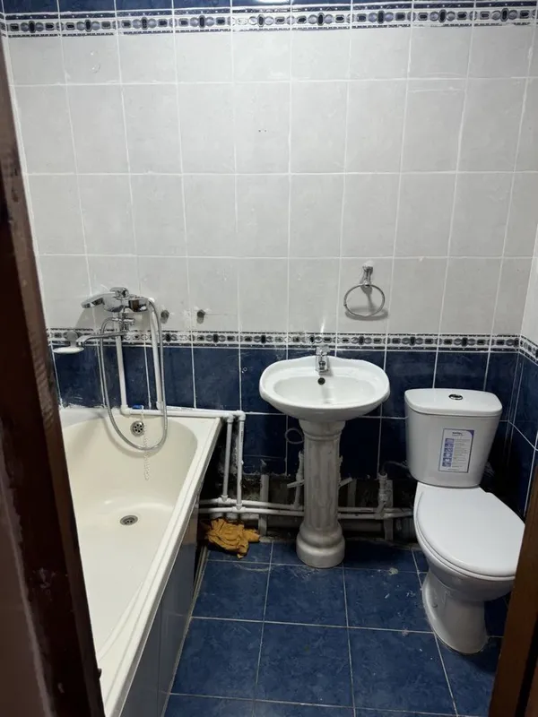 Arenda 3 xonali uy Taqachida 4