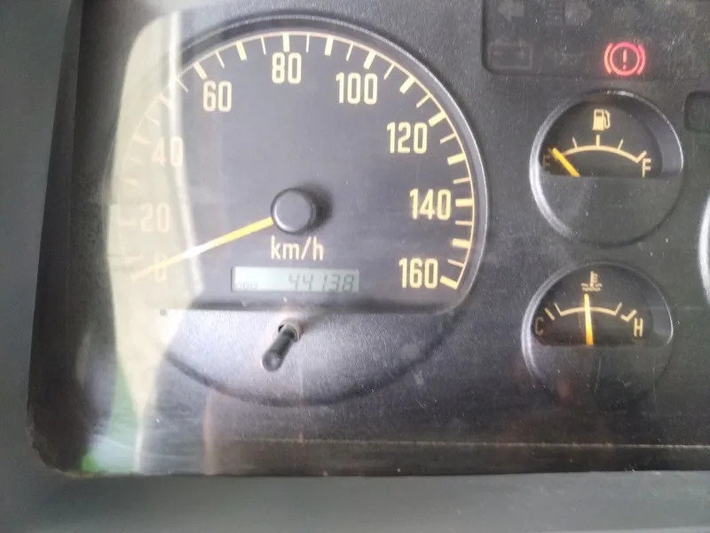 Isuzu 5 tonnalik refrijator holati idial gaz metan 2 ta 150 talik — фото 4