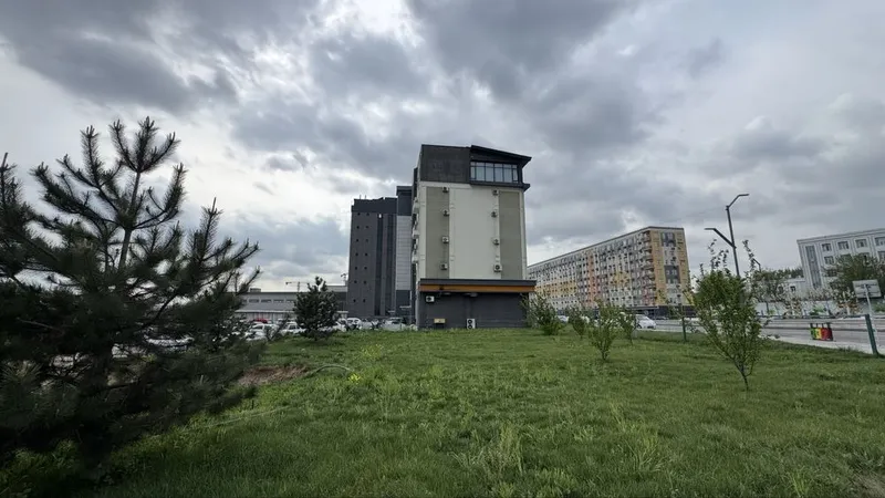 Сдаётся отдельно стоящее здание 1954 м² | Яшнабад | ТАПОиЧ SH83 2