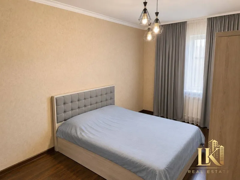 Продаётся 3-комнатная квартира, 70 м², 5/5, Шайхантахурский район 2