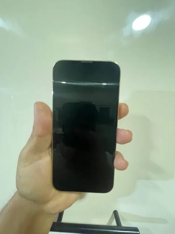 iPhone 13 Pro 256GB Gold sotiladi 6 iPhone 13 Pro 256GB Gold sotiladi 6