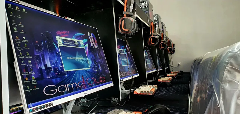 Продаются 5 игровых компьютеров, работали 1 месяц Продаются 5 игровых компьютеров, работали 1 месяц