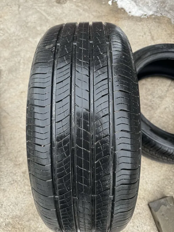 R19 nexen kareski arginal 235/55/19 1