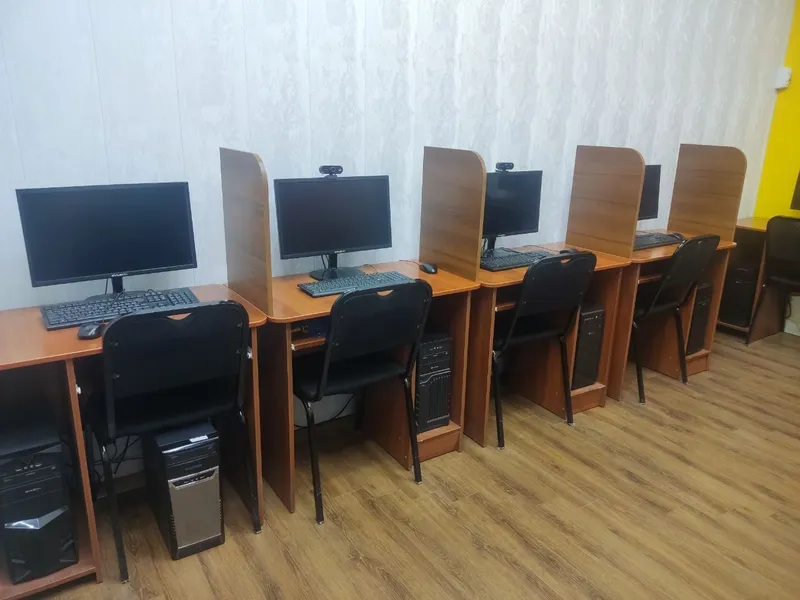Компютерный стол 2 Компютерный стол 2