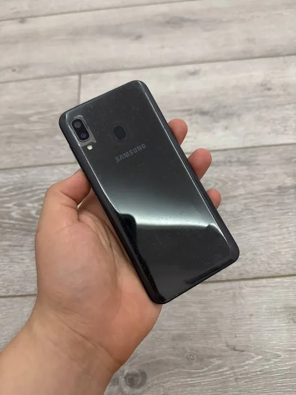Samsung a20s 32 Skidkada