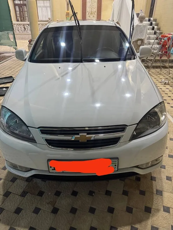 Chevrolet Gentra 3 pozitsiya 2015.