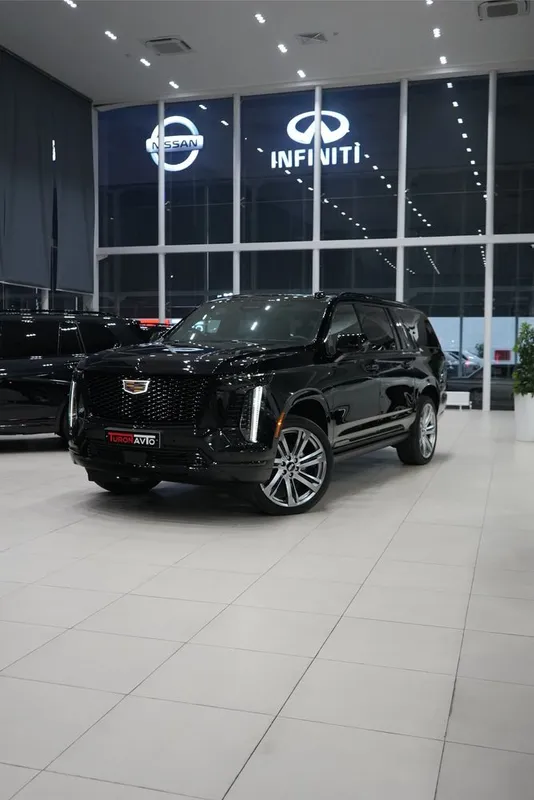 Cadillac Escalade platinum sport long 2 Cadillac Escalade platinum sport long 2